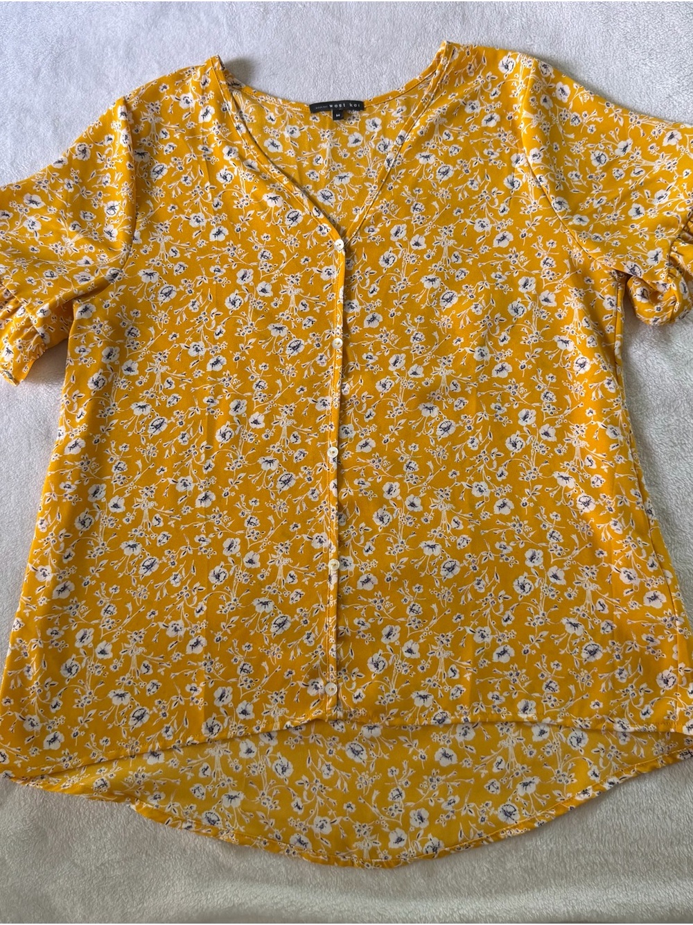 West Kei Mustard Yellow Floral V-Neck Button Front Blouse